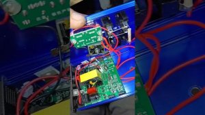 преобразователь напряжения 12-24 на 220 Вольт небольшой обзор