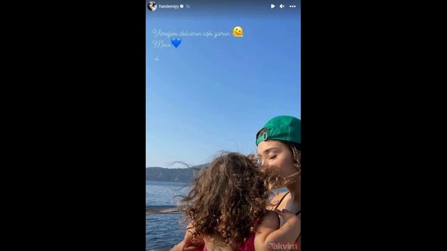 Hande Erçel, "Seré lo que quieras, estaré ahí dondequiera que mires"... смотреть онлайн