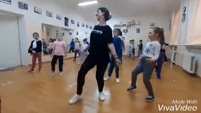Zumba fitness in Moldova. Зумба в Кишиневе. Flamingo dance sport 060034049 смотреть онлайн