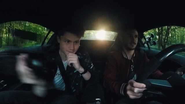 MIT DNER IM ABT AUDI R8 DURCH KÖLN! смотреть онлайн