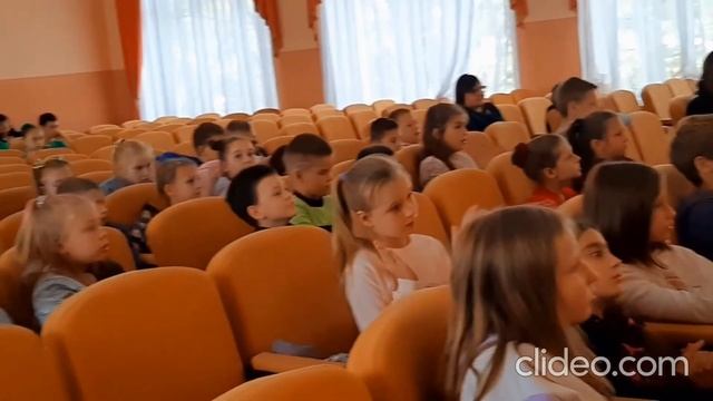 Наскрізні змістовні лінії освіти. КЗ "Ліцей "Лідер" смотреть онлайн