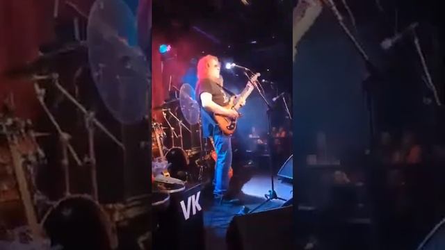 Владимир Кузьмин Ещё вчера Клуб 16 Тонн 2023 смотреть онлайн