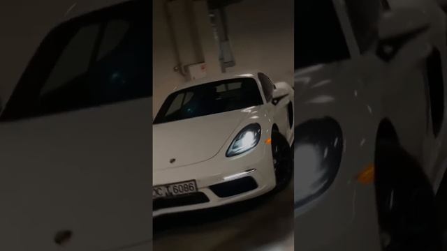 Porsche 718 Cayman 2.0 300hp смотреть онлайн