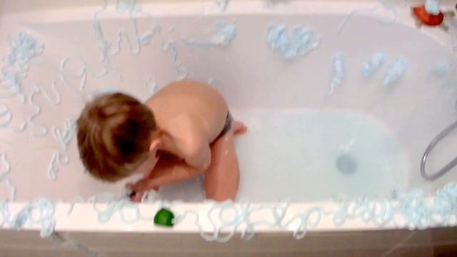 Buffy.Купайся весело.Тестим мелок и пенку. смотреть онлайн