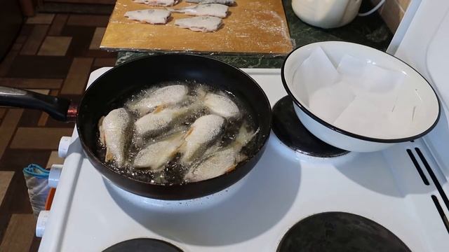 Жареная плотвичка в манной крупе