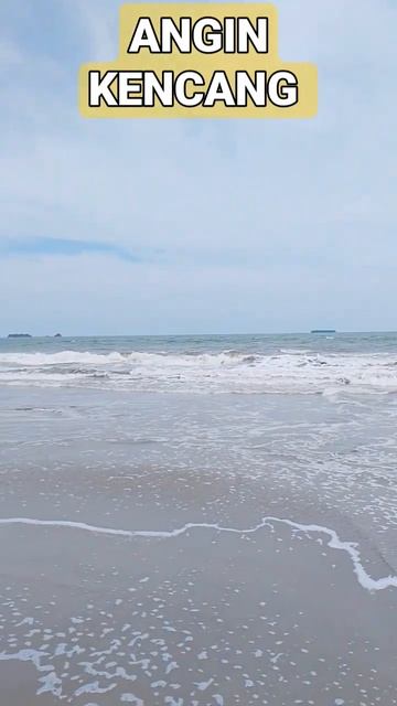 ANGIN KENCANG DAN OMBAK PANTAI смотреть онлайн