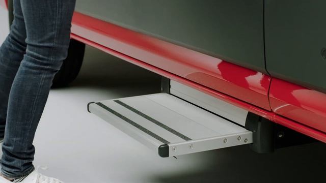 Volkswagen Grand California | How to Operate the Electric Step смотреть онлайн