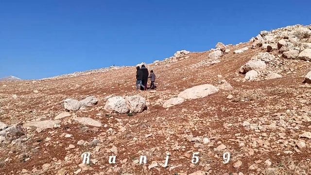 (Mohammed Reza, a generous man, helped Sahar to build a house) смотреть онлайн