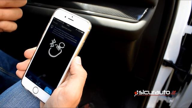 Mini Countryman SD 2017: tutorial su Mini Find Mate Bluetooth смотреть онлайн