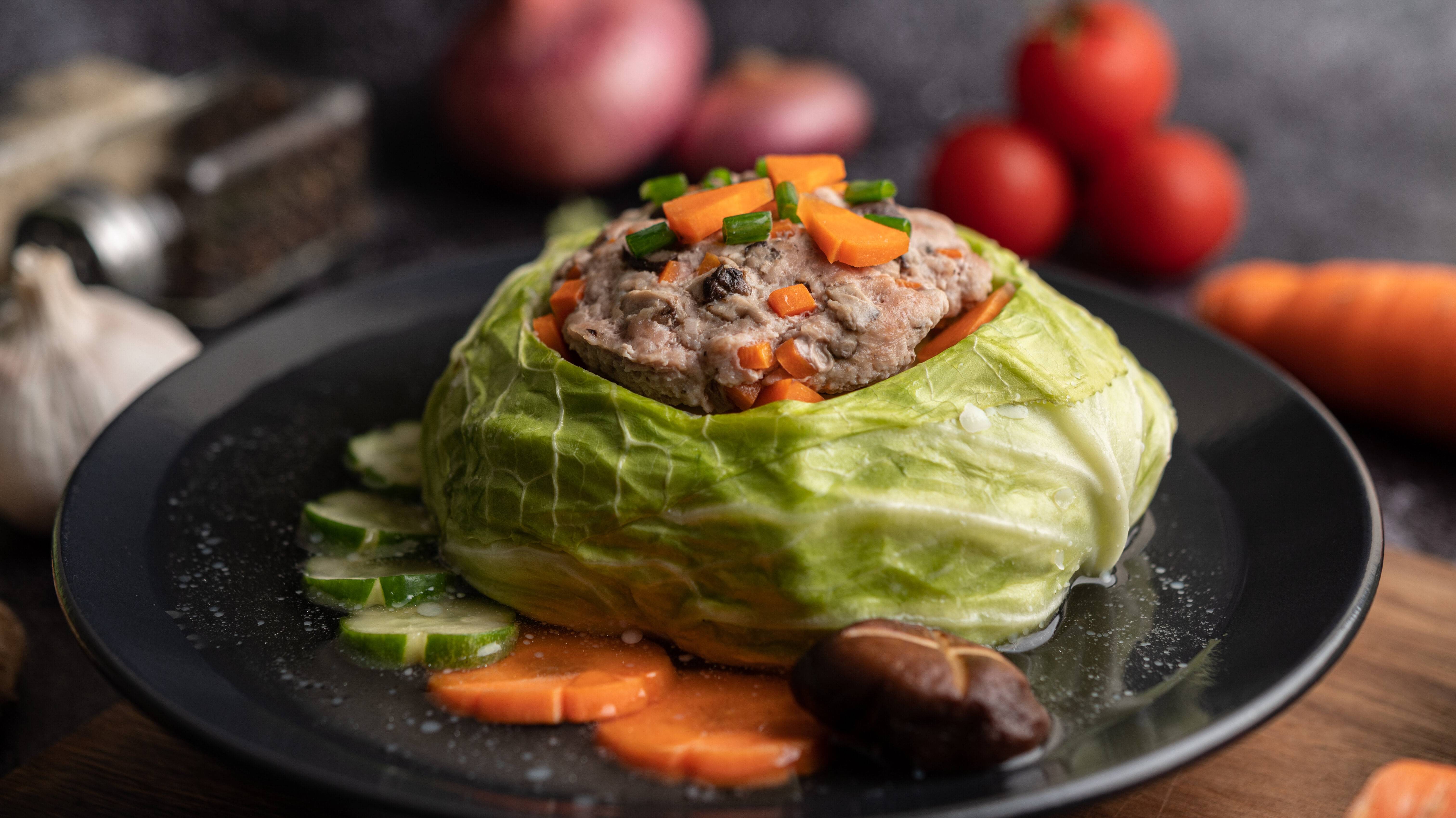 Мясо в капустном качане, выход из положения когда шашлыки сорвались! смотреть онлайн