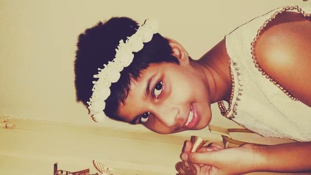My tiara's photo shoot.My tiara's look book collection. смотреть онлайн