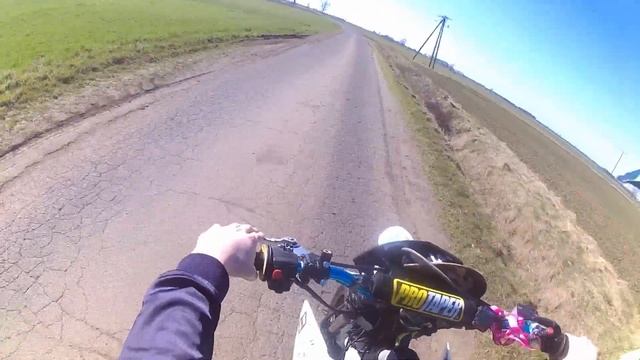 Sunday Riding Beta rr | Palenie gumy | Whelie | Kymco 125 | смотреть онлайн