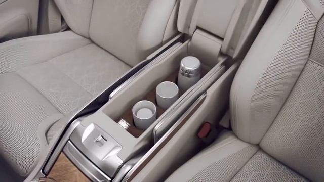 Cars / Volvo XC90 Excellence смотреть онлайн