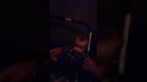 Застряли в лифте с малышом