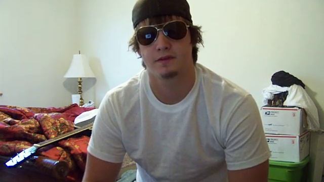 John David Meyer (19 yrs old) singing I Wanna Make You Close Your Eyes by Dierks Bentley смотреть онлайн