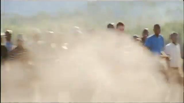 PEPSI MAX'S 2010 FOOTBALL ADVERT FT AKON'S 'OH AFRICA' FEATURE LENGTH YouTube смотреть онлайн