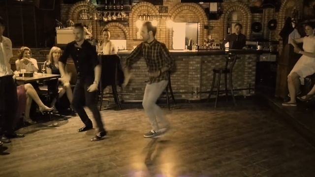 Samuel Funflow & Alexandr Nechaev - Salsa Minishow (prepared in 30 min) смотреть онлайн