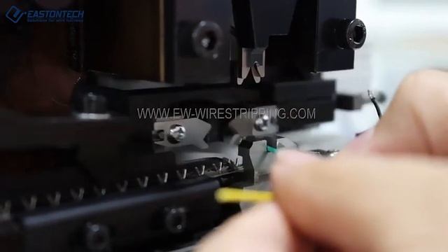 Станок для зачистки и опрессовки проводов EW-5275 смотреть онлайн