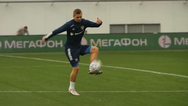 Молодёжка. Сборы. День до матча с Эстонией смотреть онлайн
