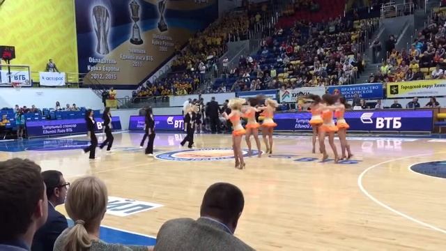 Khimki Dancers Wanna Be Startin' Somethin' смотреть онлайн