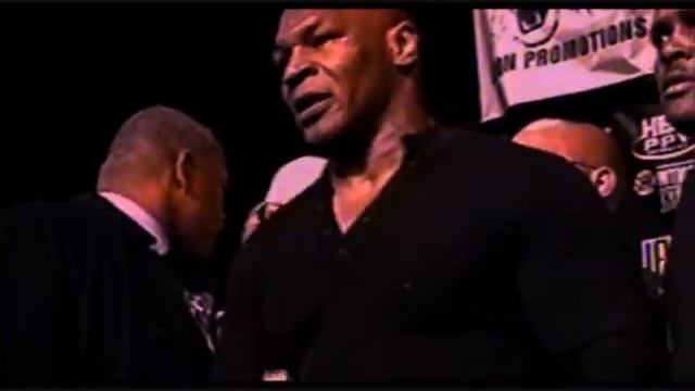 Mike Tyson Getting angry 'put your mother in a straight jacket!' ‘White Pthy’ смотреть онлайн