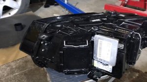 Запотела фара Audi q 5