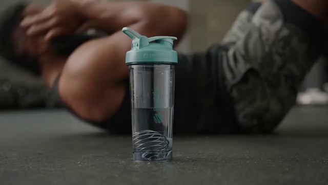 BlenderBottle® 2022新款四色Pro Series™ 運動搖搖杯┃MaxBuild迅健 смотреть онлайн