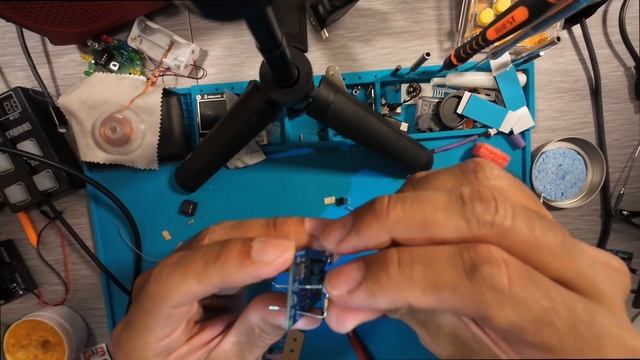 how to build a universal remote control - how to solder for beginners - PINECIL soldering iron смотреть онлайн