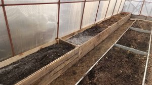 Делаю высокую грядку в теплице