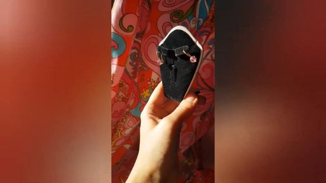 Серьги. золото. корунд.