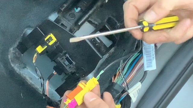 ve commodore seat airbag wiring plug смотреть онлайн