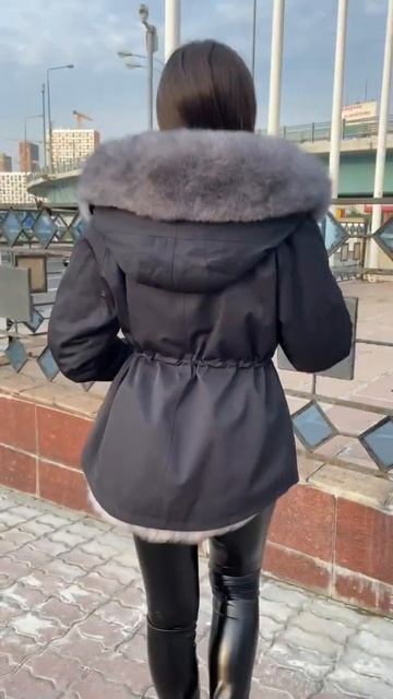 Парка с финским мехом утеплена синтепоно/меховой подстёжкой 42,44,46,48,50 12500 руб смотреть онлайн