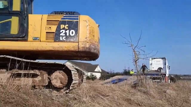 Ждем экскаватор! Будем копать пруд! :) смотреть онлайн