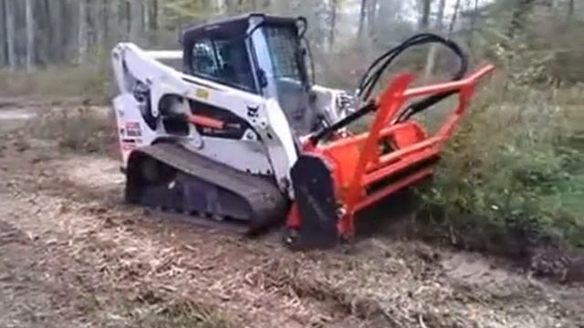 Bob Cat T770 with M450H смотреть онлайн