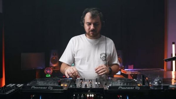 Underlow Live at Studio – 22.03.2025 [veval.ru]