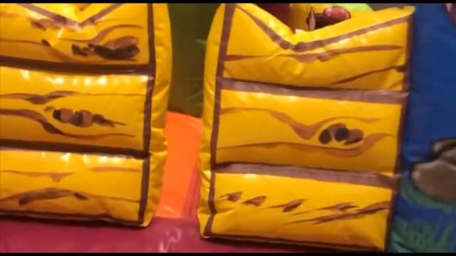 montsalvy gonflables specialiste structure chateaux jeux maneges gonflables france смотреть онлайн