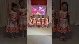 Детская песня «Осень золотистая»