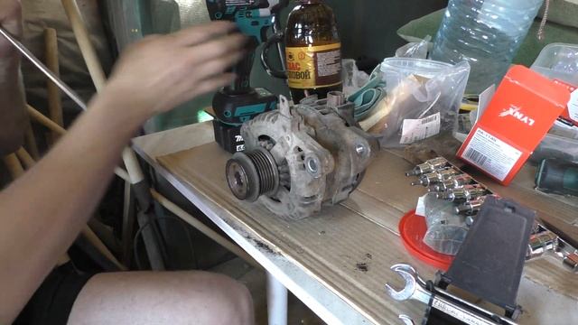 Замена обгонной муфты генератора Тойота Королла Е150 смотреть онлайн