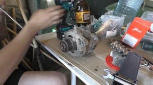 Замена обгонной муфты генератора Тойота Королла Е150