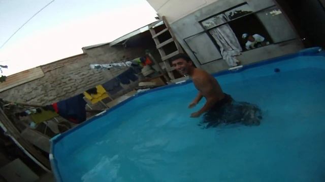 lalo piscina fail смотреть онлайн