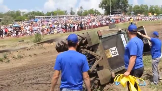 Бизон трек шоу 2016 самое интересное гонки на тракторах! ЖЕСТЬ смотреть онлайн