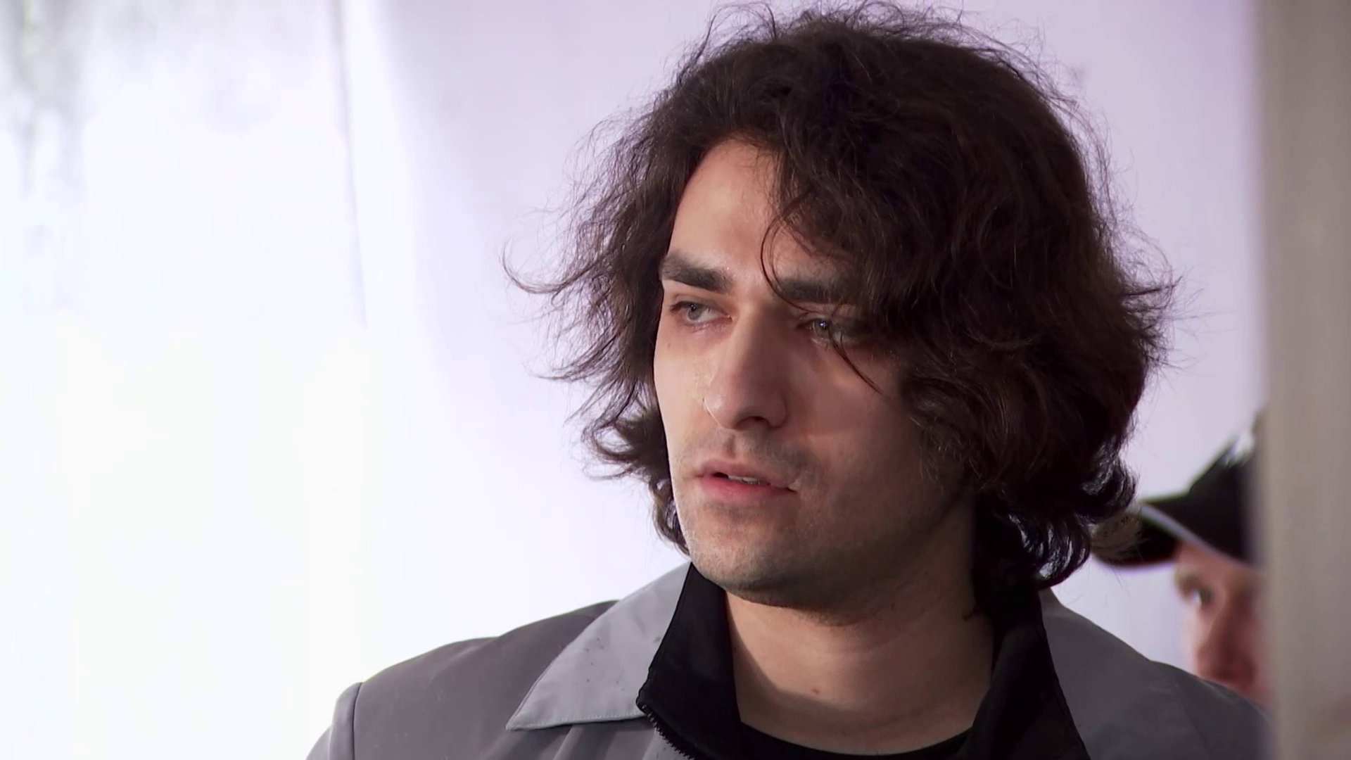 Олег Шепс — Если прибраться и сделать ремонт, то жить в доме можно | Экстрасенсы. Битва сильнейших смотреть онлайн