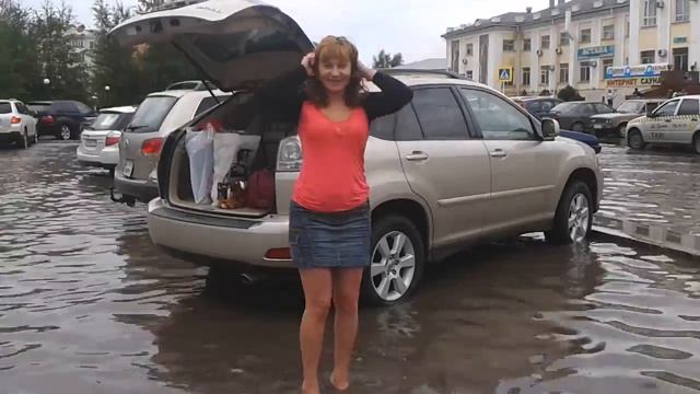 вот так Астана встречает гостей на вокзале)))) смотреть онлайн