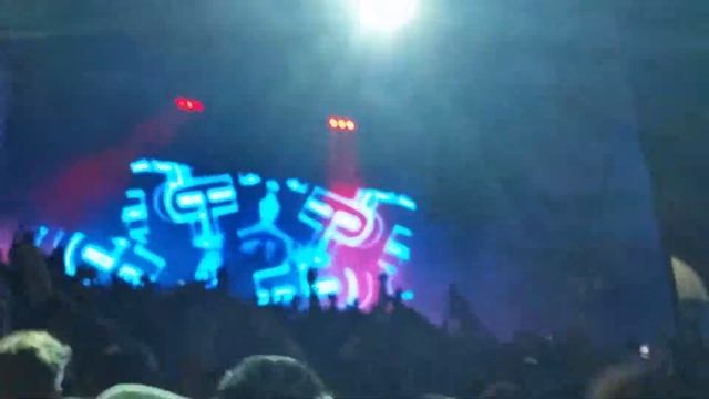 Flux Pavilion at Safe in Sound Festival Philadelphia смотреть онлайн