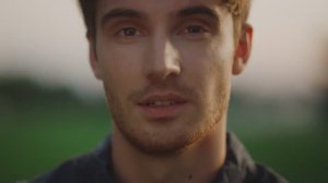 АНГЕЛ - Премьера 2025! Юрий Оленич, песня о любви и страсти!