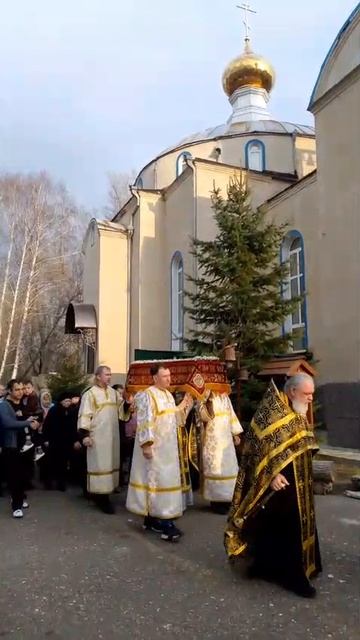 Крестный ход на утрене Великой Субботы с чином погребения.18.04.25. смотреть онлайн