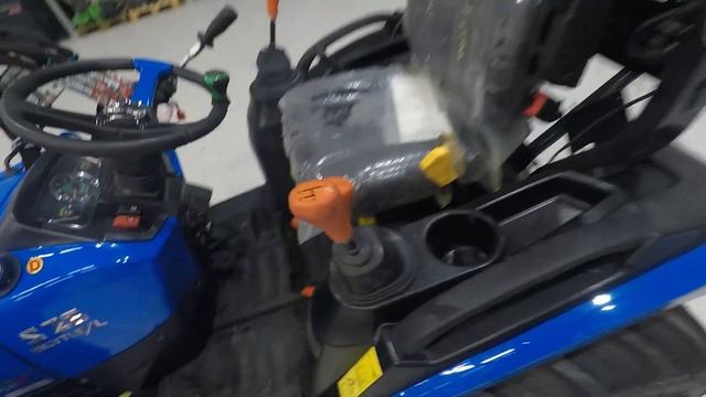 Solis 26 9+9 XL 4wd смотреть онлайн