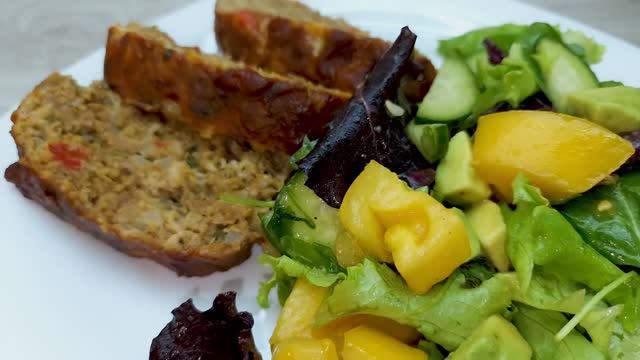 Маленькая хитрость и обычный фарш превращается в шедевр!_ смотреть онлайн