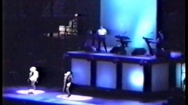 Depeche Mode | Live in Budapest | 1993.07.27. (best version) смотреть онлайн