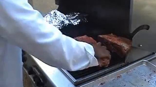Pulled Pork Sandwiches East Carolina Style